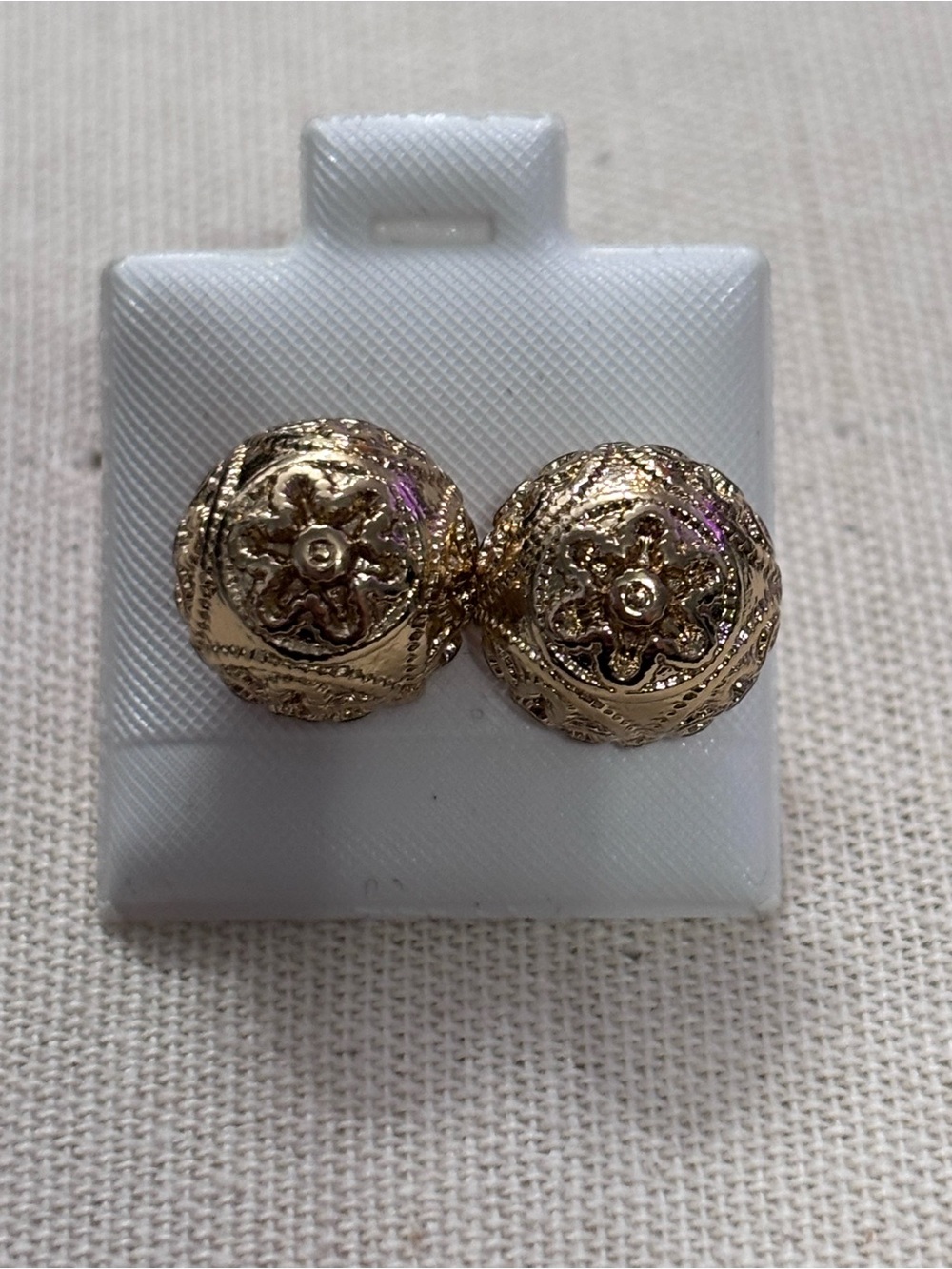 Gold Tone Floral Filigree Dome Stud Earrings for Women
